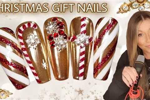 🎁 Christmas Gift Nails | Easy Nail Art Design | Gold Chrome Candy Cane Bling Glitter | Vettsy |..