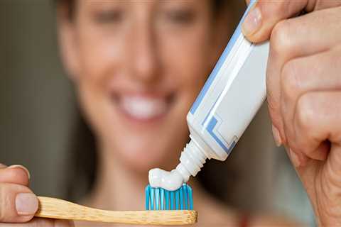 Choosing the Right Toothbrush: A Guide to Finding the Perfect Fit