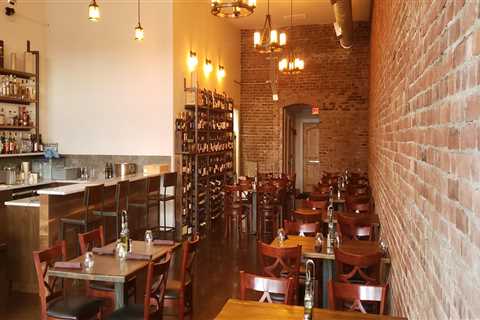 The Insider's Guide to Reserving a Table at Italian Restaurants in Multnomah County, Oregon