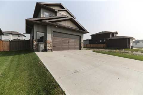 How to Maintain Your Concrete Driveway for Decades - Blue Ridge Concrete & Construction LLC