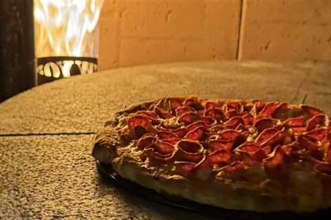 The Perfect Combination: Pizza and Entertainment in Summit County, Ohio