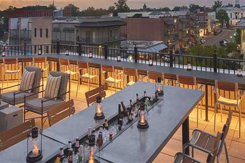 Exploring Lounges in Harrison County, Mississippi: A Guide to Bottle Service